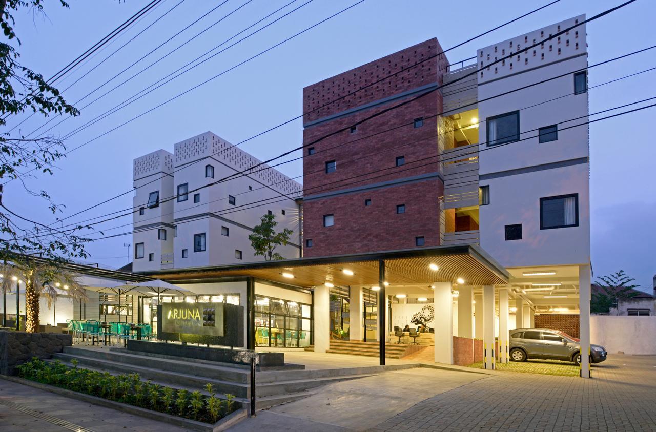 Arjuna Hotel Batu City Eksteriør billede
