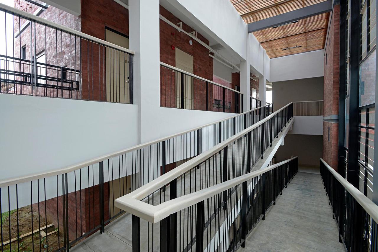Arjuna Hotel Batu City Eksteriør billede